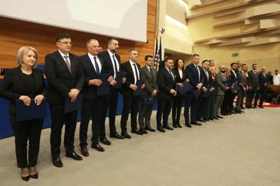 Predstavnički dom PSBiH potvrdio imenovanje ministara i zamjenika u Vijeću ministara BiH 